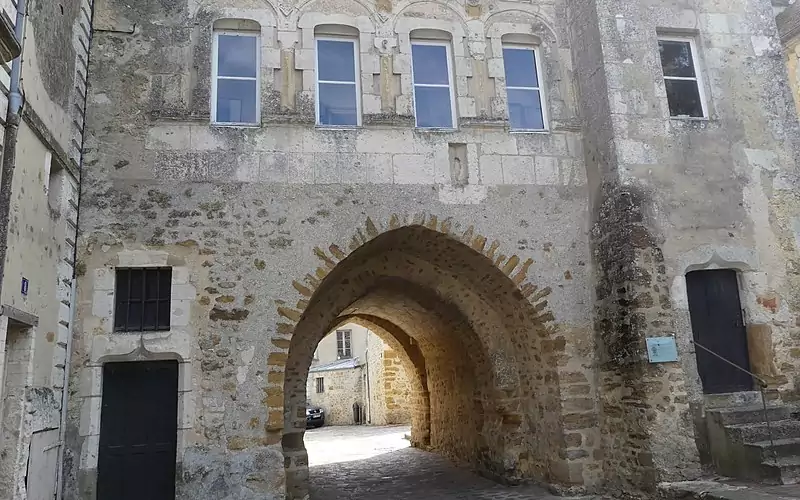 À la découverte du Portail Saint-Denis à Mortagne-au-Perche